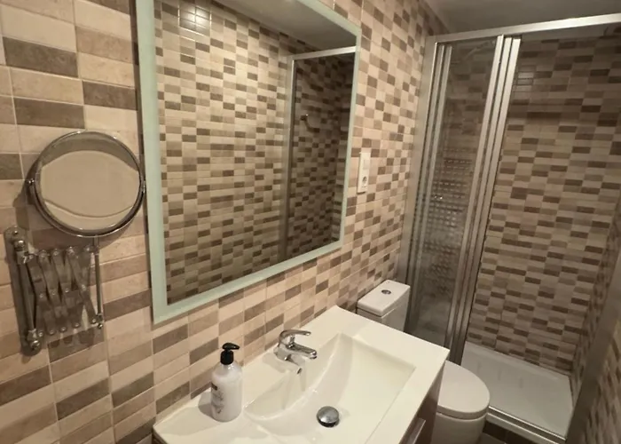 Piso Con Jardin, De Playa Fenals *