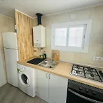 Piso Con Jardin, De Playa Fenals Apartment *