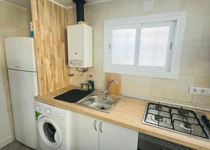 Piso Con Jardin, De Playa Fenals Apartmán *