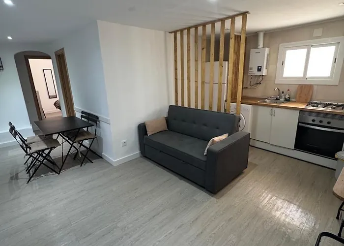 Piso Con Jardín, De Playa Fenals Apartamento *